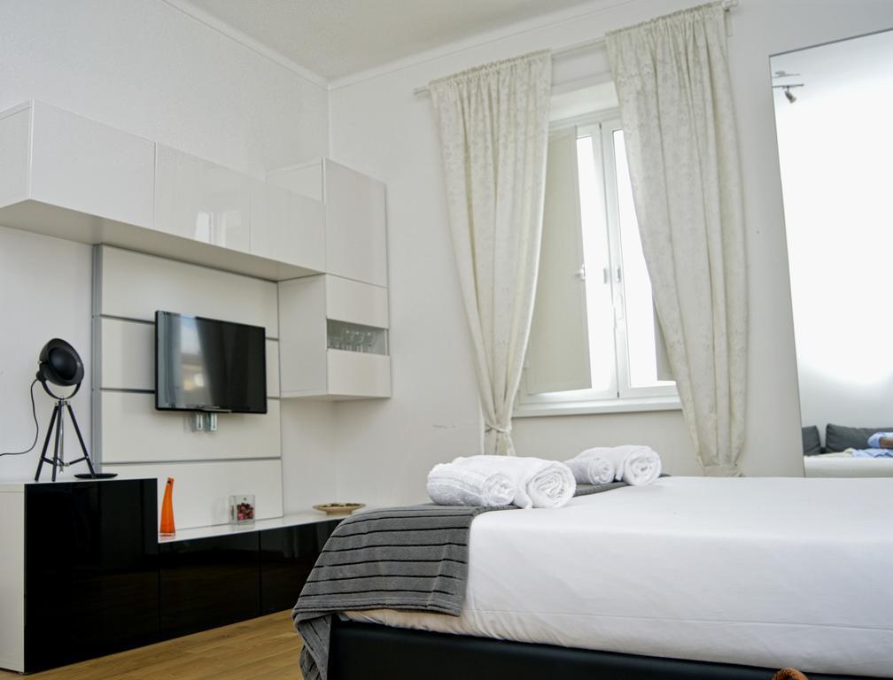 Blue Star Luxury Apartment San Giovanni - Colosseo Rom Exteriör bild