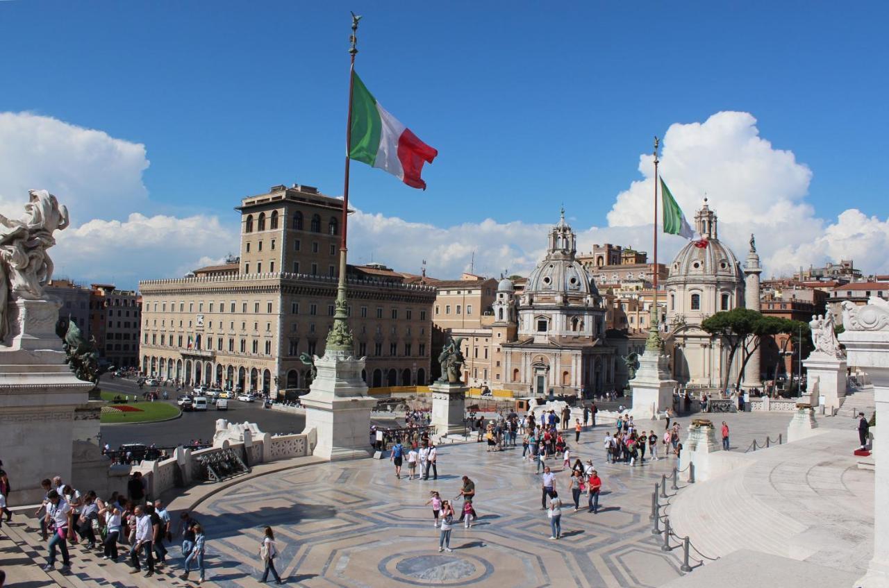 Blue Star Luxury Apartment San Giovanni - Colosseo Rom Exteriör bild